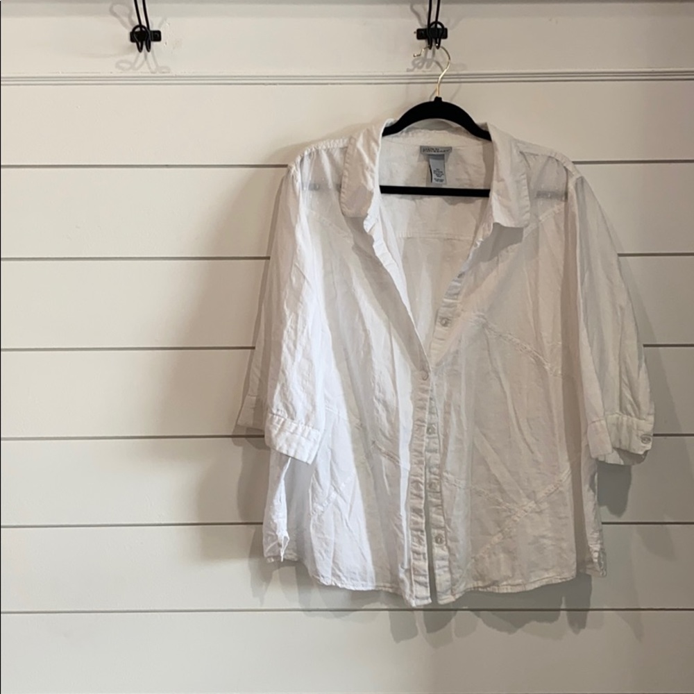 Women’s shirt